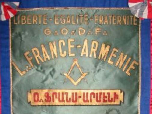 L'étendard de la Loge France- Arménie