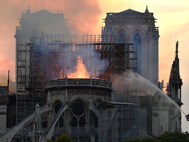 incendie Notre Dame