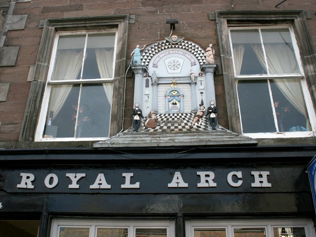 Pub Royal Arch